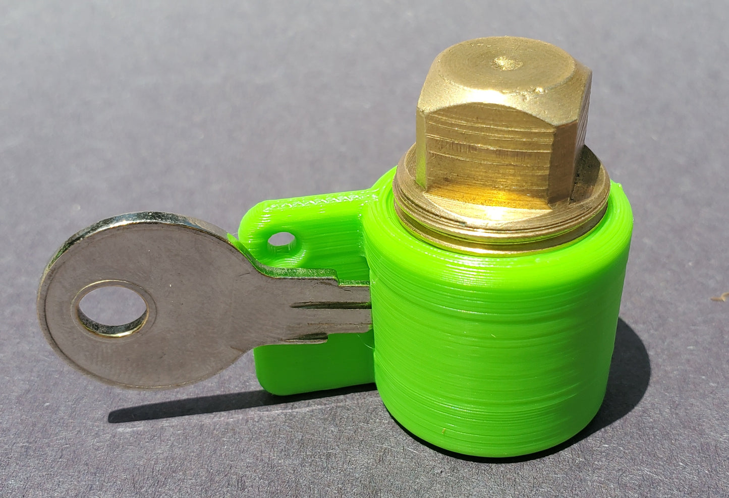 PlugKeyper (Green) - boat drain plug reminder.